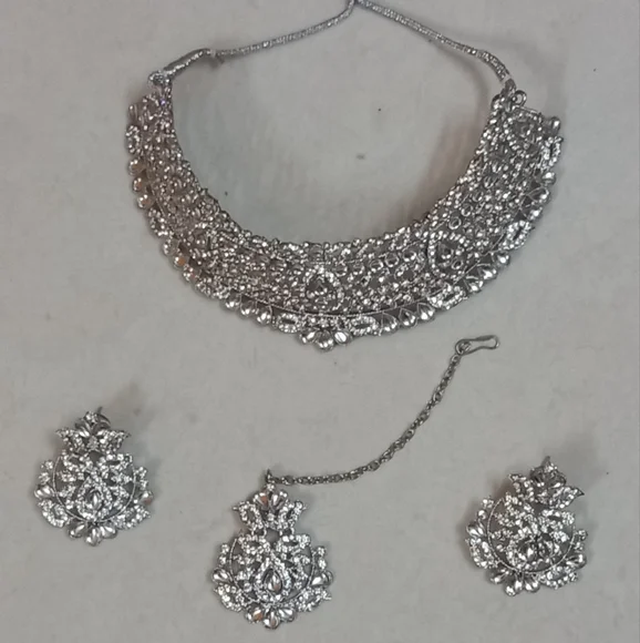 Silver Choker necklace set - Picture 2 of 3